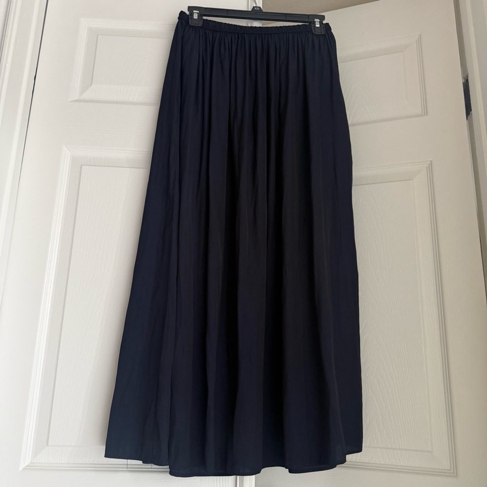 T Tahari Navy Maxi Skirt - Picture 4 of 4